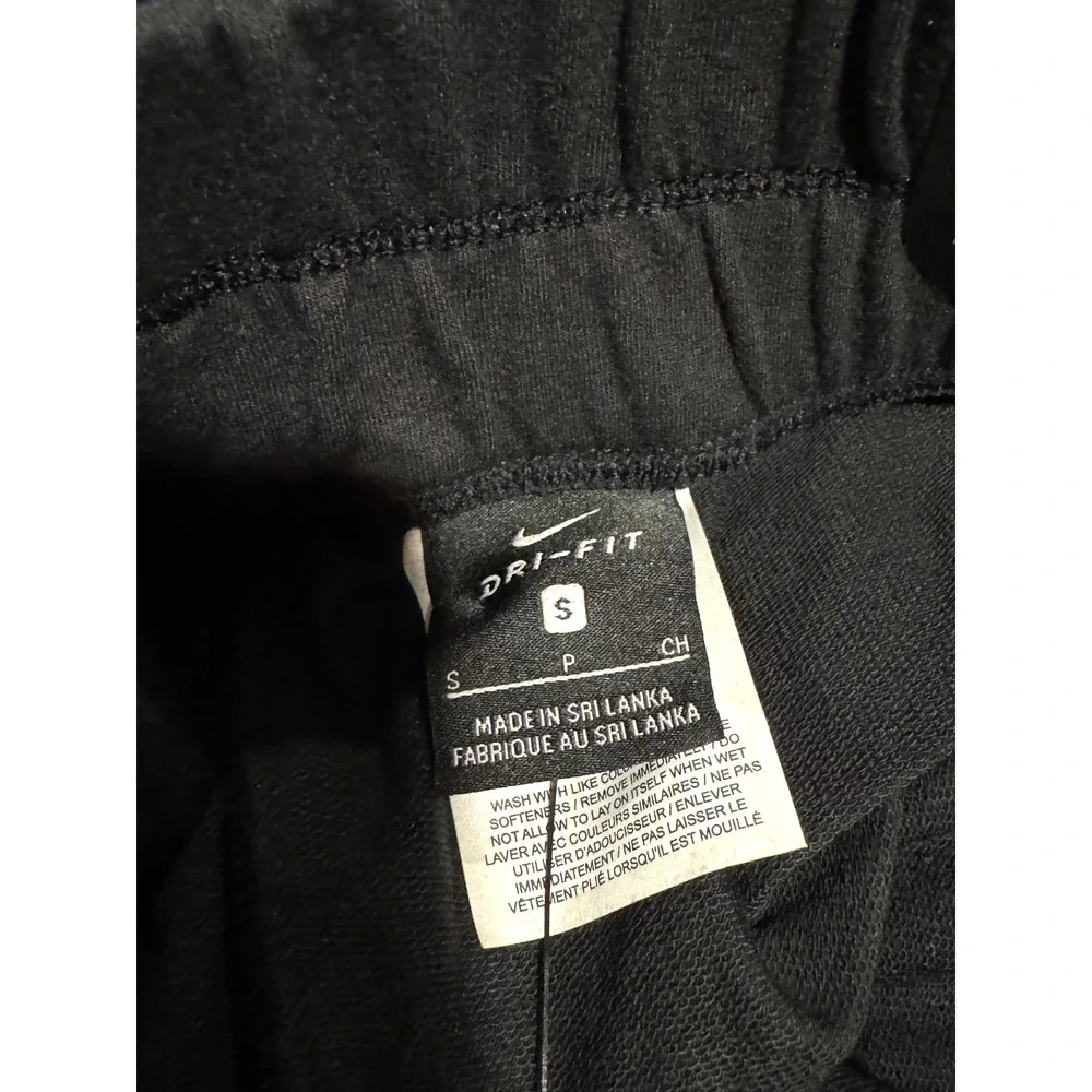 Nike Flow Victory Loose Fit Mid Rise Black Jogger Sweatpants Size S CQ0053 010